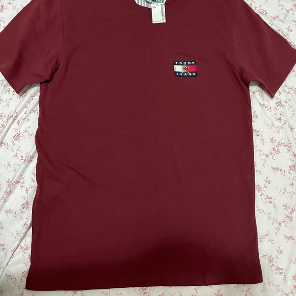Tommy Hilfiger burgundy/maroon t shirt men size M - Picture 3 of 6